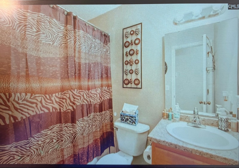 Building Photo - 120 Whixley Ln