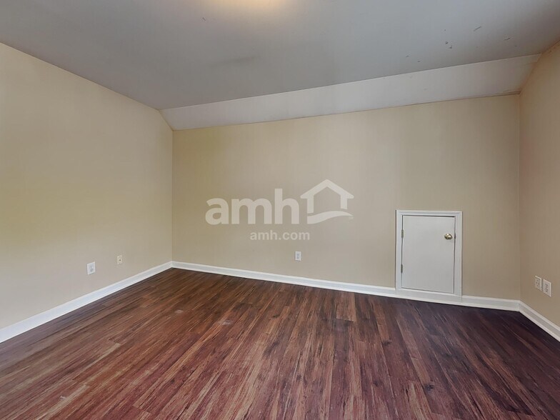 Building Photo - 3324 Forest Mill Cir