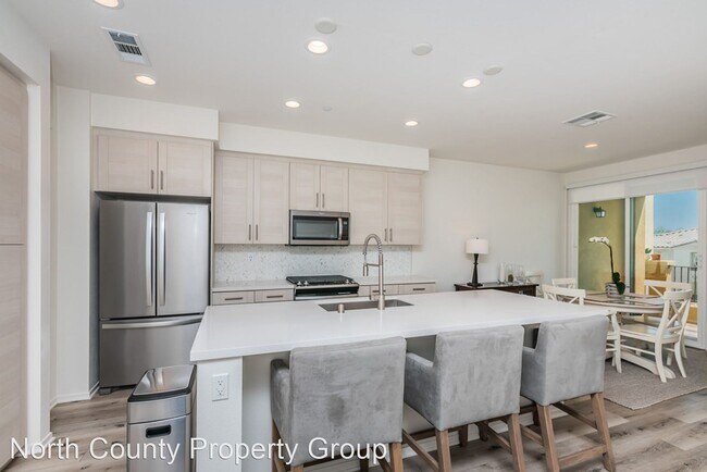 Building Photo - 3 br, 3 bath House - 1170 Via Lucero