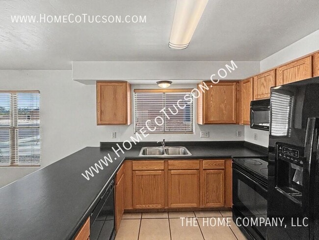 Building Photo - 5738 E Calle De Hielo Dulce