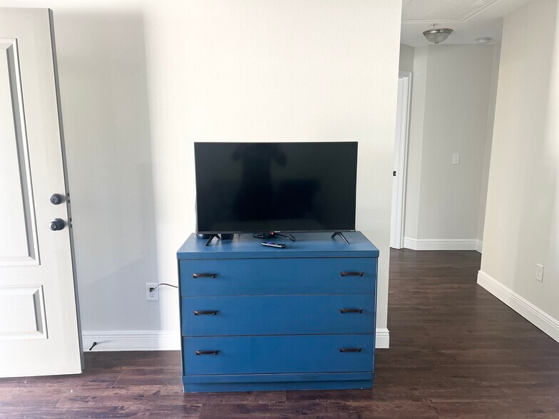 Building Photo - 16150 SW 29th Court Rd