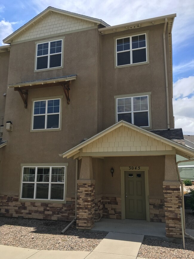 Building Photo - 3045 Wild Peregrine View