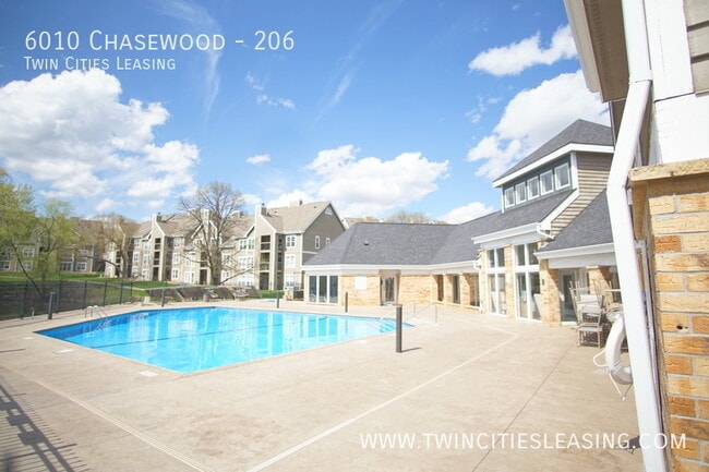 Building Photo - 6010 Chasewood Pkwy