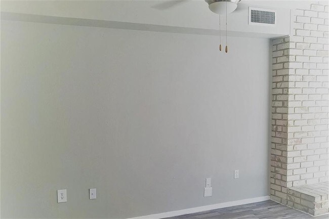 Building Photo - 2801 Las Vegas Trail