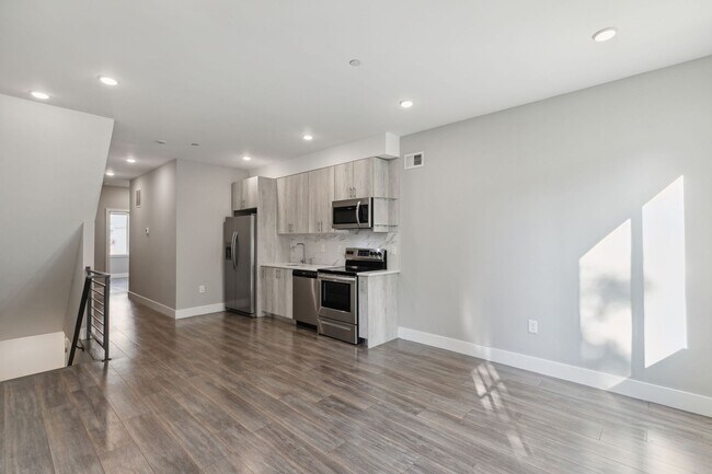 Building Photo - 1845 A St