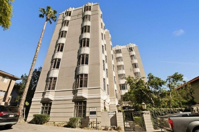 Building Photo - 1314 Hayworth Ave