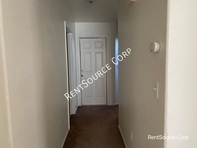 Building Photo - 34675 Pso Del Valle