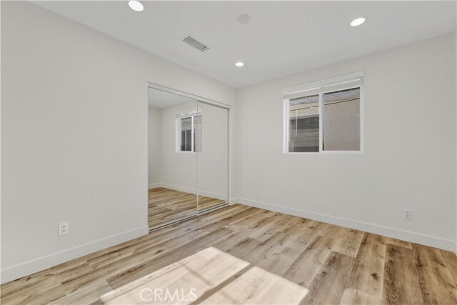 Building Photo - 1916 Cedar Ave