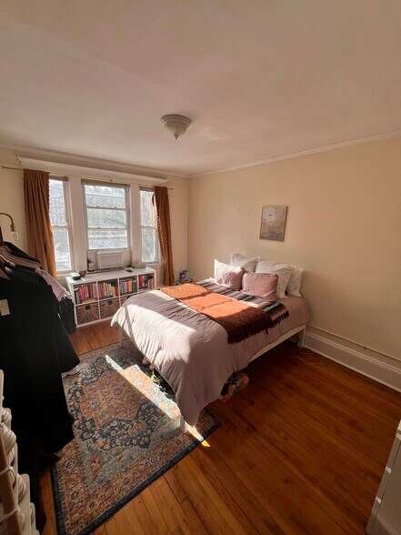 Building Photo - 1353 Commonwealth Avenue