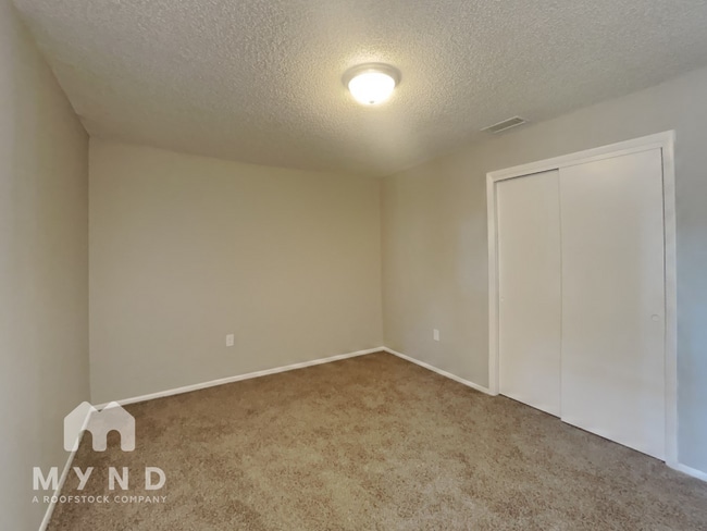 Building Photo - 6607 Crossbow Ln