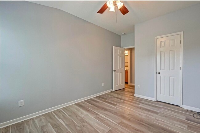 Building Photo - 26435 Marble Falls Bend