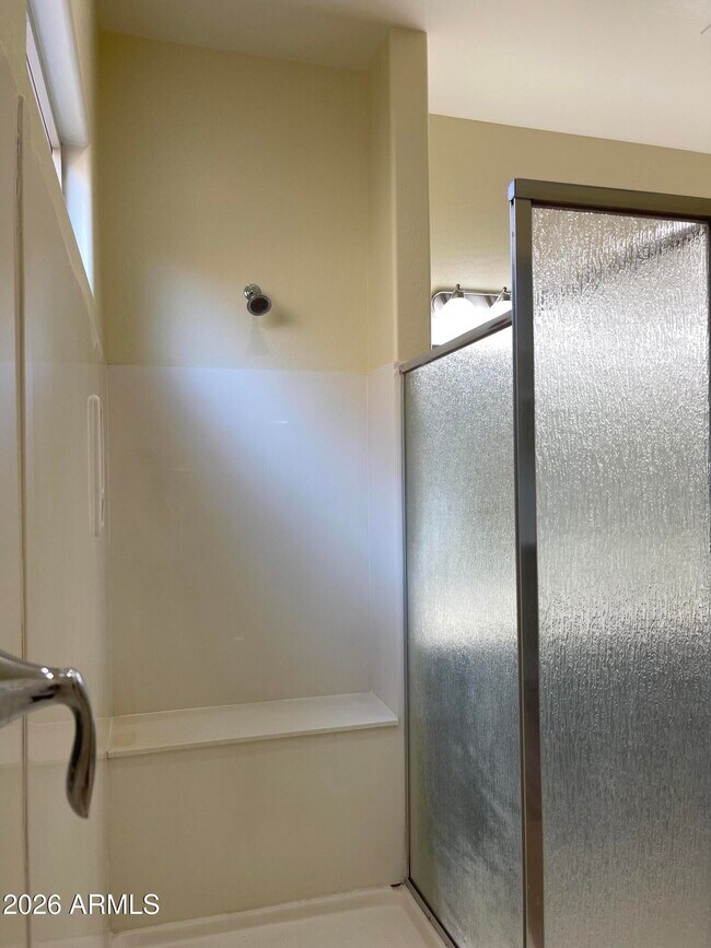 Building Photo - 2208 E Indian Wells Dr