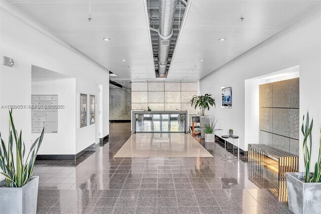 Building Photo - 8101 Biscayne Blvd