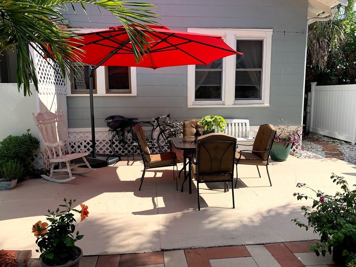 Building Photo - 1919 W North a St