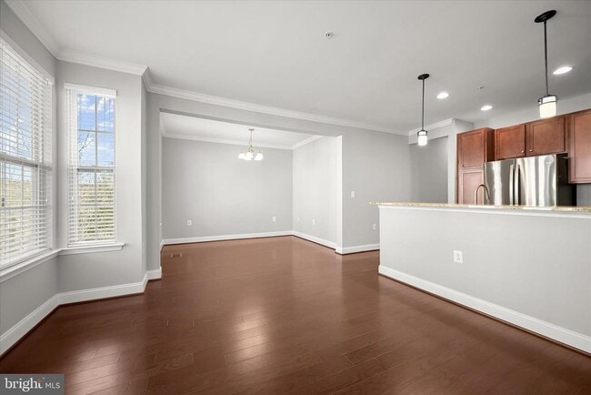 Building Photo - 11246 Chase St