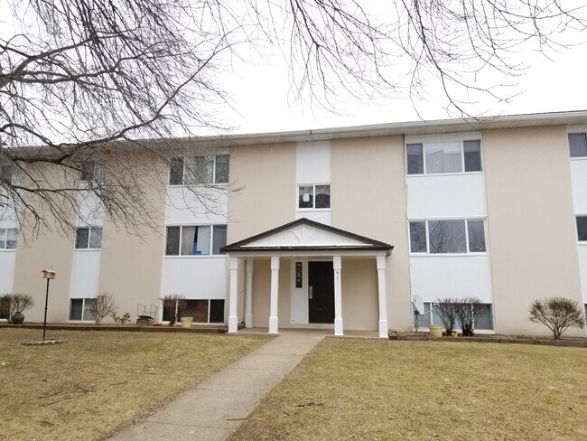 Building Photo - 901 Silver Meadows Blvd