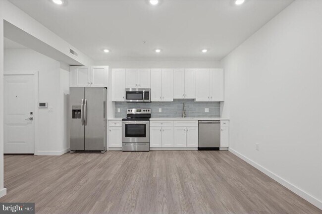 Building Photo - 1617 Ridge Ave