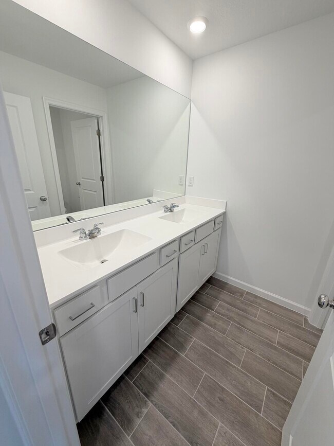 Building Photo - 2907 Spanish Cedar Pl