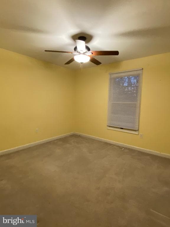 Building Photo - 702 Cloverfields Dr