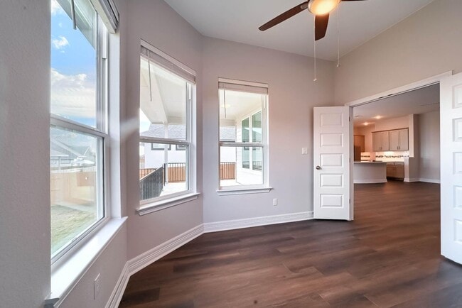 Building Photo - 133 White Steppe Way
