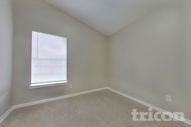 Building Photo - 3103 Kelling St