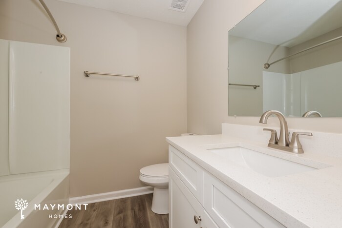 Building Photo - 1320 Lyndsey Ridge Dr