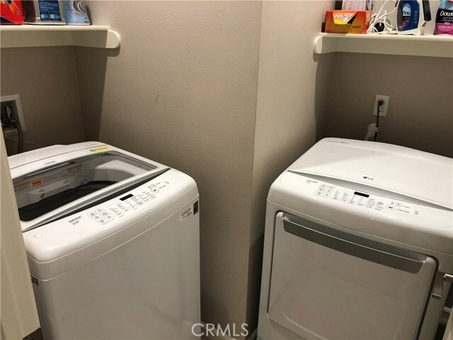 Building Photo - 152 Ingram