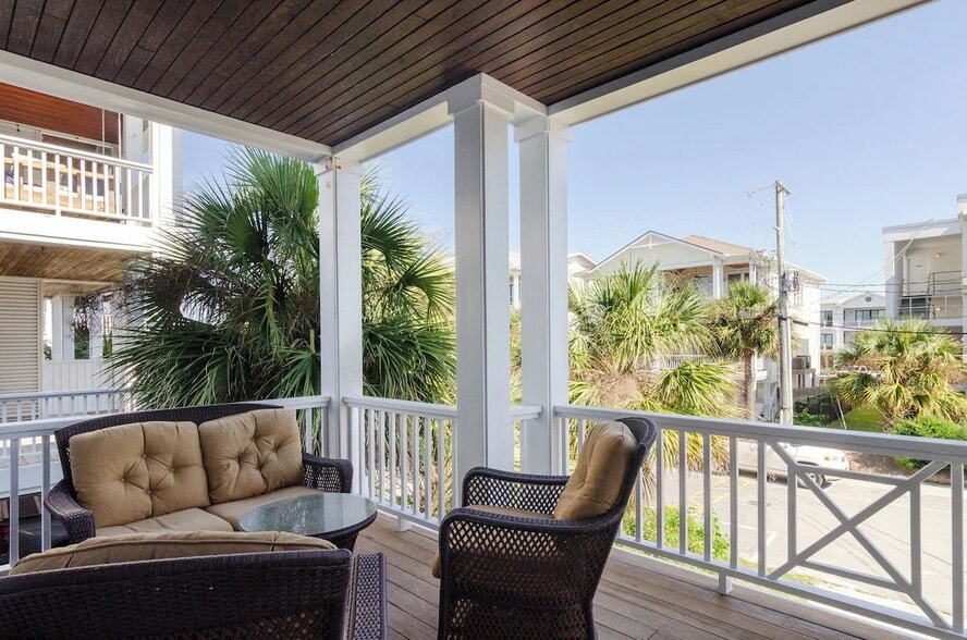 Building Photo - 14A E Greensboro St