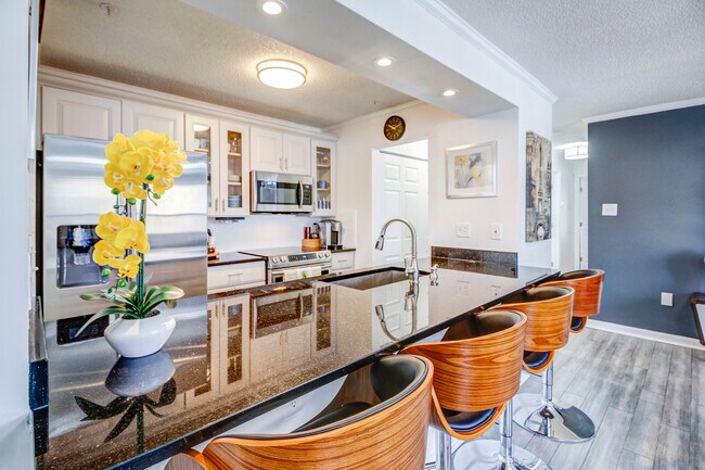 Building Photo - 14201 Woolen Oak Ct