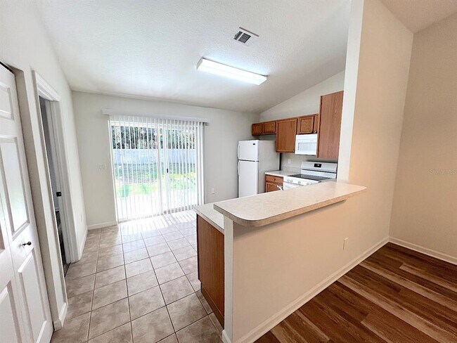 Building Photo - 20 Plateau Ln