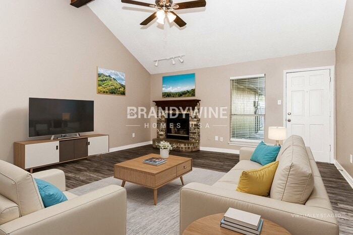 Building Photo - 2305 Randi Rd