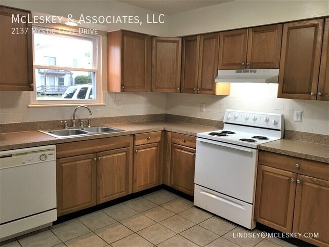 Building Photo - 2137 Mystic Cove Dr