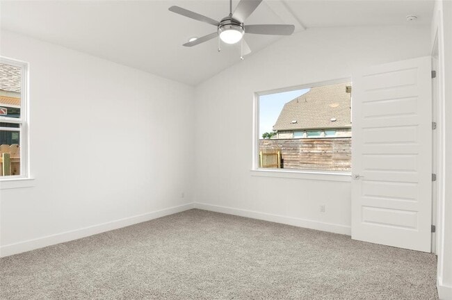 Building Photo - 1117 Yaupon Holly Dr