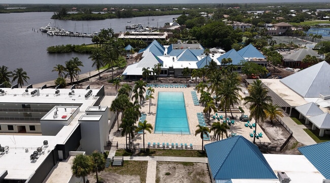 Building Photo - 1649 Ballantrae Blvd N