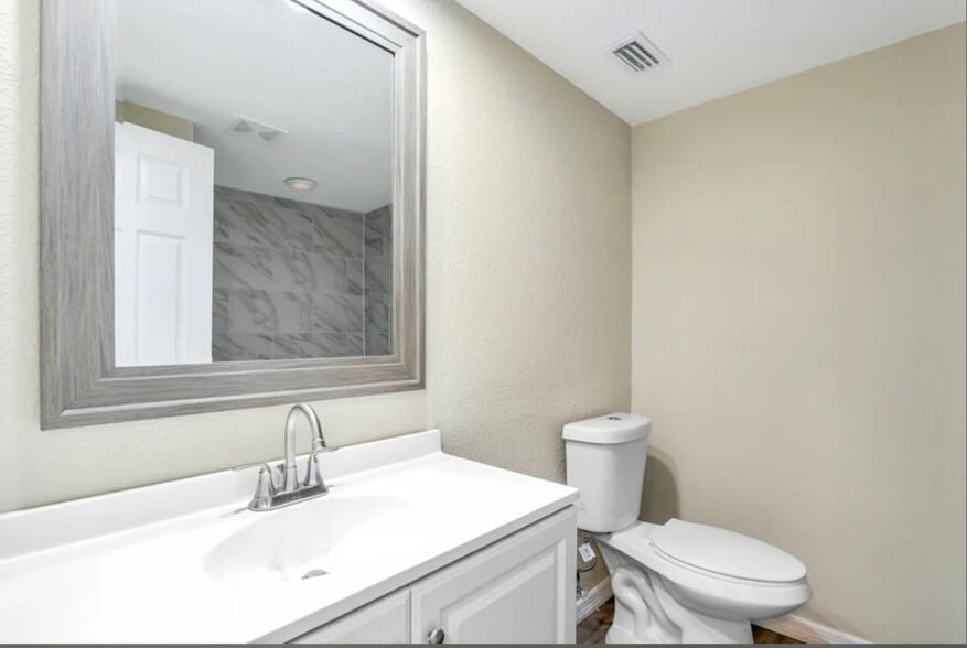 Building Photo - 7202 Palisade Dr