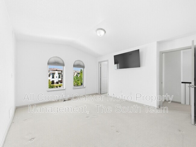 Building Photo - 15616 W Wesley Ave