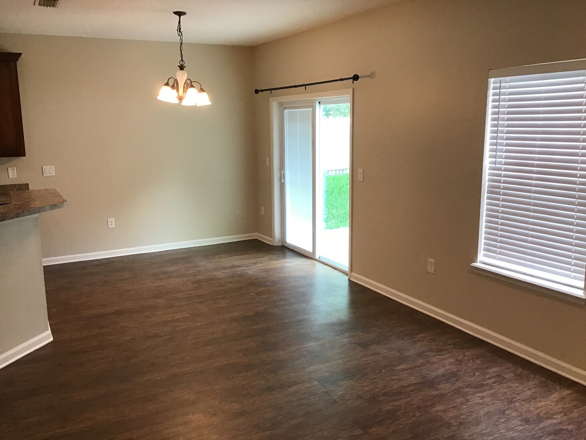 Building Photo - 2724 Creekfront Dr
