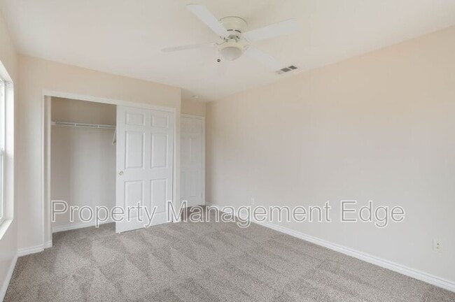 Building Photo - 29784 Ski Ranch St