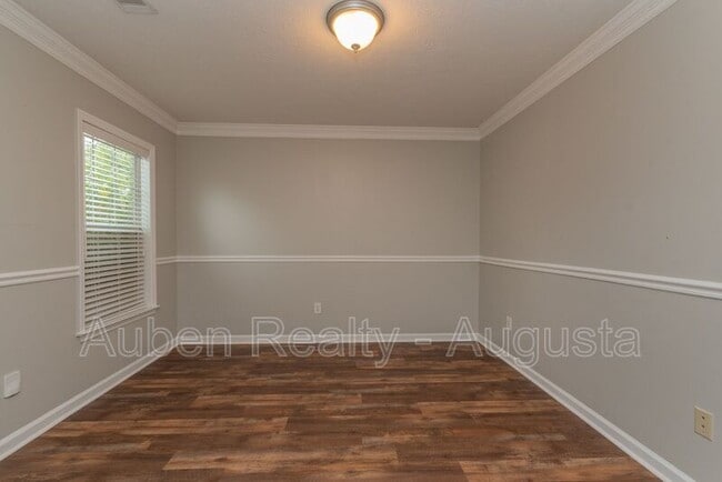 Building Photo - 7010 Antilles Dr