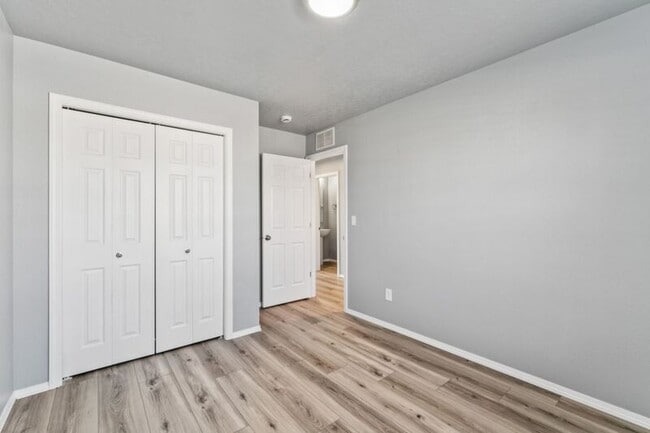 Building Photo - 1367 Placerville Ct