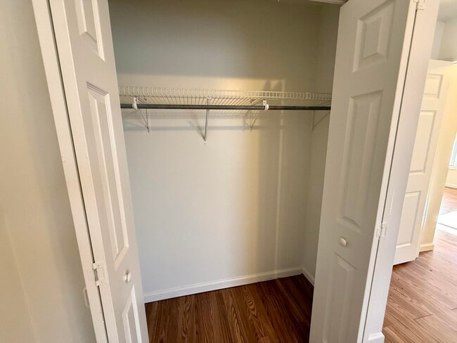 Building Photo - 33 Driftwood Cir