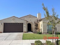 Building Photo - Alluring Home Located In HOA!