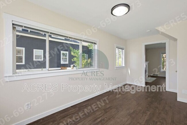 Building Photo - 15446 21st Ave SW