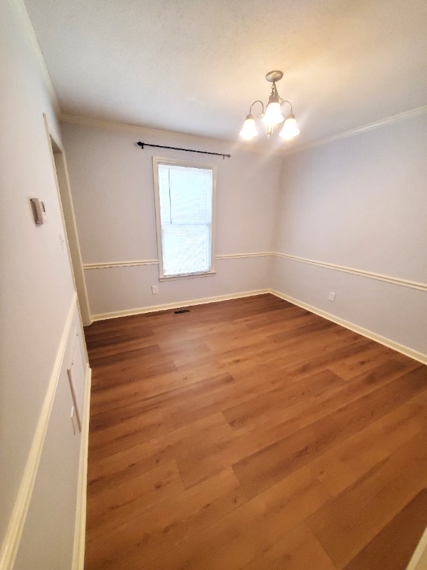 Building Photo - 7325 N Thorncliff Pl