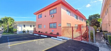 Building Photo - 744 85th St