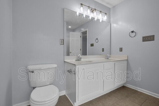 Building Photo - 3926 Red Oak Drive