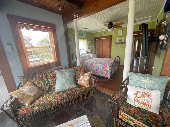 Building Photo - 57091 Kohler Dr