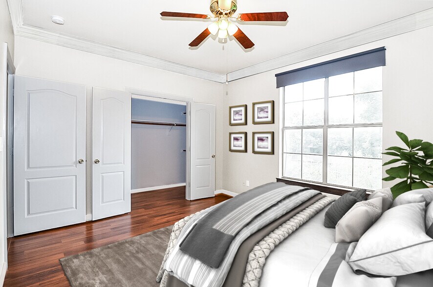 Building Photo - 2917 Normah St