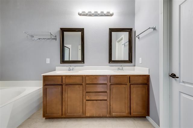 Building Photo - 4105 Indian Run Dr