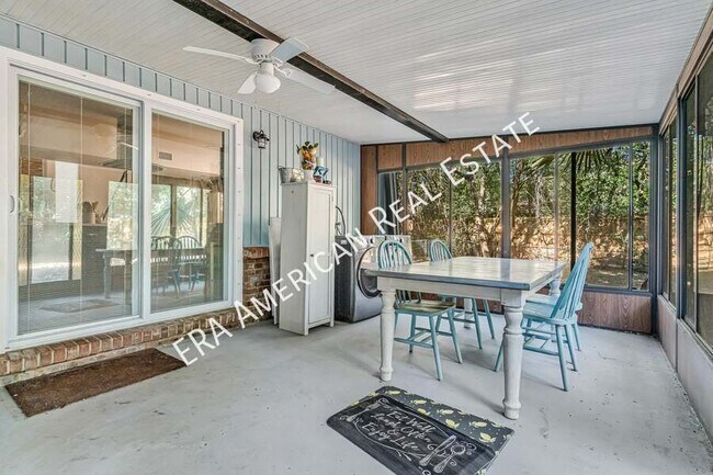 Building Photo - 2037 Lewis Turner Blvd